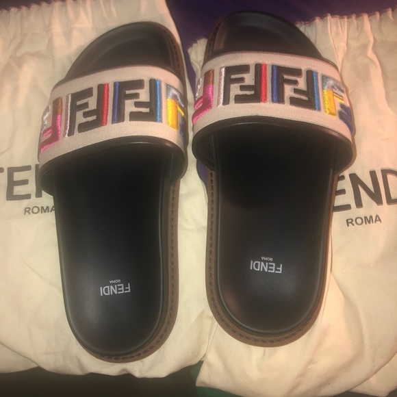 Fendi Slides - Picture 1 of 5